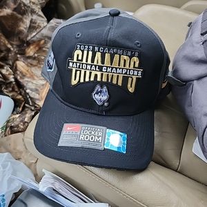 Bundle of new Hats